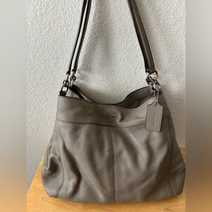 EUC Coach Lexy Pebble Leather Shoulder Bag